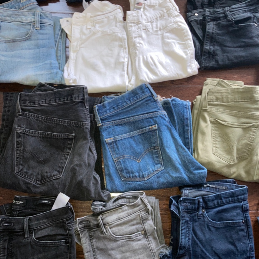 40 pairs of Designer Jeans - Picture 4 of 6